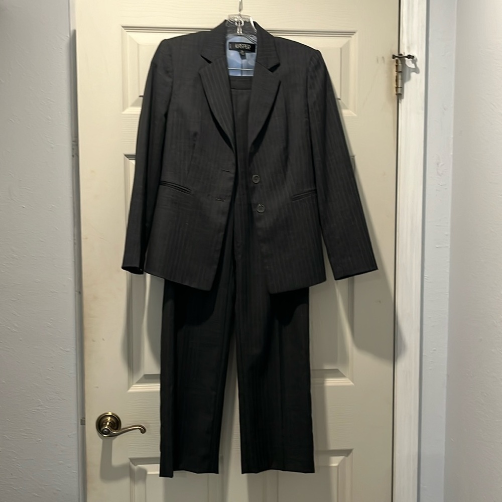 Kasper 2P Gray & Blue Pinstriped Pant Suit